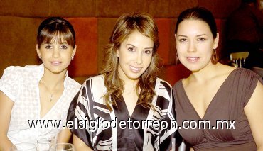 09052007
Luz María de Nahle, Ale Castañeda y Sofía Ceniceros.