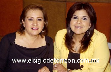 09052007
María del Carmen de Martínez y Mary de Treviño