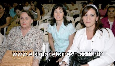 13052007
Esperanza M. de Elías, Cristina V. de Niño de Rivera y Cristina E. de Ramírez.