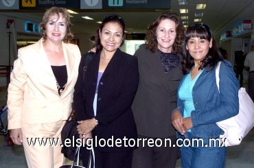 14052007
Martha Urby, Imelda Martínez, Lety Noriega y Georgina Hernández viajaron a Argentina.