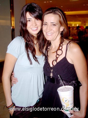 17052007
Anabel Salas y Ana Isabel de Salas
