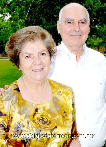 17052007
Señores Diego Jiménez y Ana María Berumen de Jiménez.