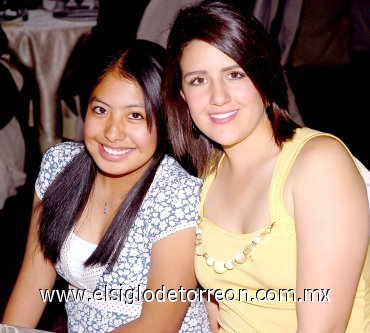18052007
Andrea Aguirre y Alejandra Castillo.