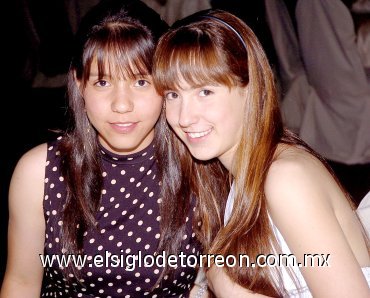 18052007
Nicole Bello y Karin Valles.