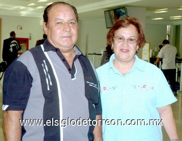 18052007
Albino y Josefina Barrios viajaron a Miami