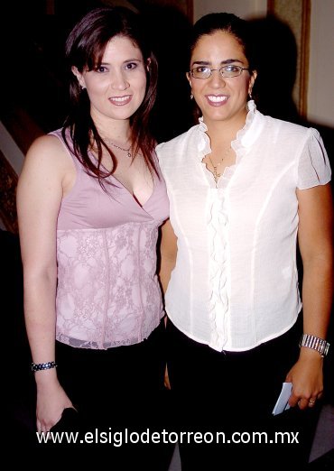 20052007
Ericka Loera y Libia de Ortiz.