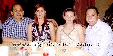 20052007
Ernesto y Nora de la Torre, Sergio y Gaby Landeros.