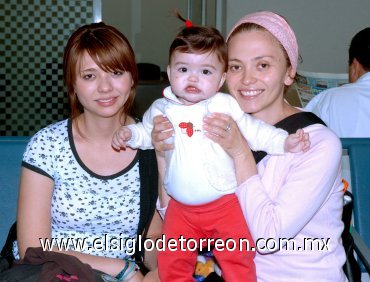 19052007
Nadia y Alma Rincón y Daniela Hernández viajaron a Tijuana.