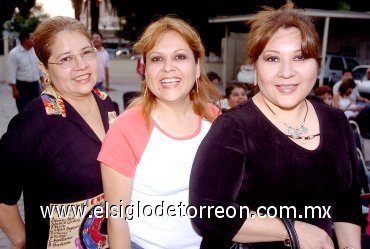 22052007
Ivonne, Teresa y Guadalupe Márquez.