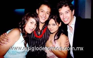 29052007
Susy González, Salvador López, Isabel Valtierra y Ángel Araiza.