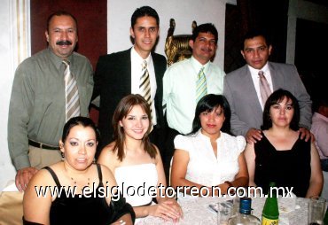03062007
Juan Alberto Treviño, Julia Orduña de Treviño, Leonardo Álvarez Contreras, Dámaris Ponce de León, Sergio Rivera, Alejandra de Rivera, Roberto Canales y Aurora de Canales.