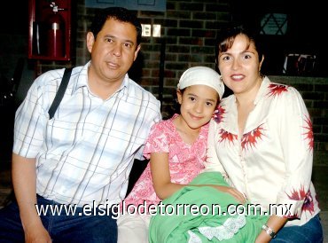 03062007
Carlos, Linda y Ania Galindo.