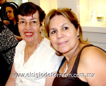 03062007
Ofelia Casas y Yolanda Escandón.