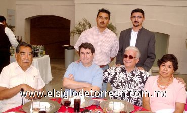03062007
Simón Álvarez, Guillermo Santibáñez. Ricado Wong, Mely Rodríguez, Martín de la Torre y Enrique de León.