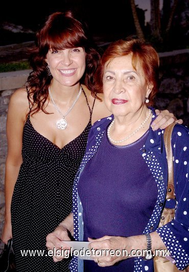10062007
Mary Carmen Espada y María Teresa Iglesias.
