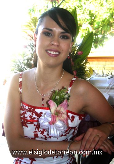 15062007
Martha Angélica Domínguez Rosales, en su despedida de soltera.