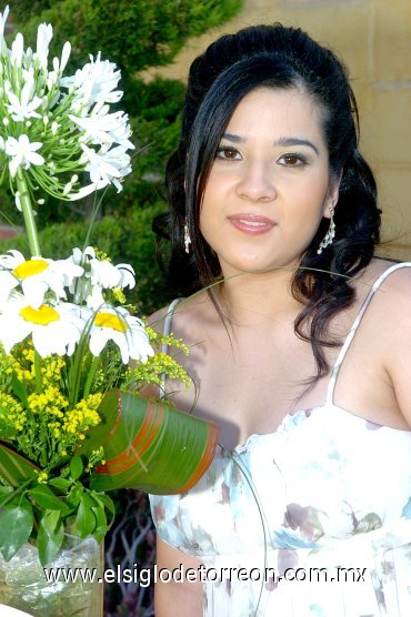 15062007
Pamela Uribe Vázquez, en la despedida que le ofrecieron por su boda con Jeremy López Sandoval, a celebrarse el próximo 22 de junio.