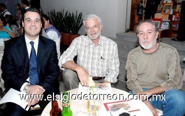 19062007
Héctor Moreno, Gabriel Monterrubio y Andrés Sotomayor.