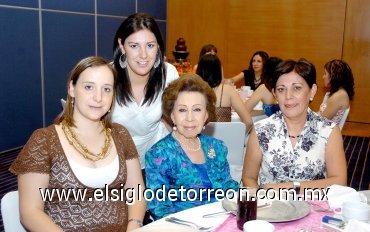 20062007
Cristina de Dovalina, Conchita Guerrero, Argentina Dovalina y Rosy Dovalina.