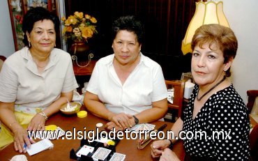 21062007
Conchis de Escobar, Bety de Ramírez y Elvia de Vargas.