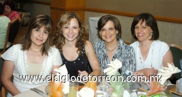24062007
Ana Armendáriz, María Elena Ducoulombier, Marilú Arenal y Ana Silvia de Hernández.