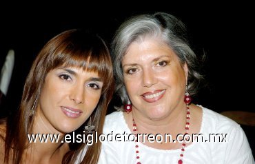 30062007
Mónica Salmón y Chacha Salmón.