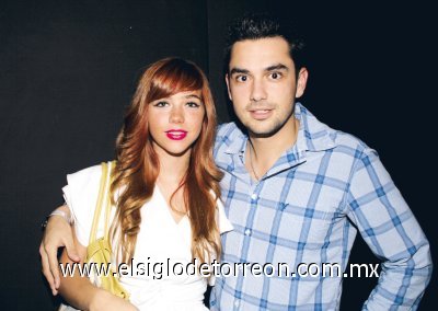Y ¡Llego la Noche!
Beto Murra y Eugenia Becker.
