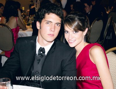 Jorge Villarreal y Fernanda García.
