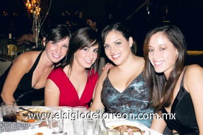 Jessica Martínez, Paulina Jiménez, Natalia Macías y Tanya.