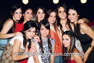Sofía Murra, Mónica Giacomán, Ilse Barraza, Miriam Murra, Karina Berlanga, Paulina Giacomán y Bárbara Martínez.