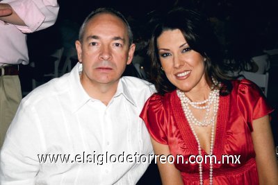 Enrique Humphrey y Nancy Kuri de Humphrey.