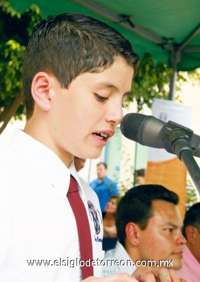Luis Jair Mareos.