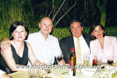 Lourdes, Fernando, Alberto y Paty.