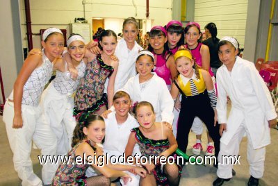 Demuestran su talento
Roberta, Pamela, María, Micol, Luisa, Angélica, Marlen, Andrea, Paola, Andrea, Tifany y Ana Isabel.