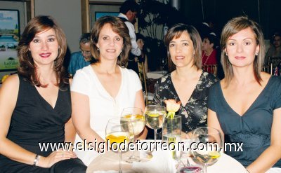 Mónica de Villar, Lucía de Díaz de León, Yolanda de Murra y Laura de Córdoba.