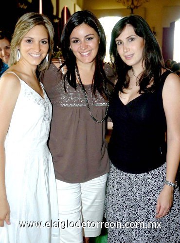 04062007
Laura de la Parra, Celina Barrientos y Lucía Sada.