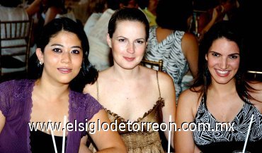 04062007
Suyin Wong, Laura de Manzur y Ana Lucía Humphrey.
