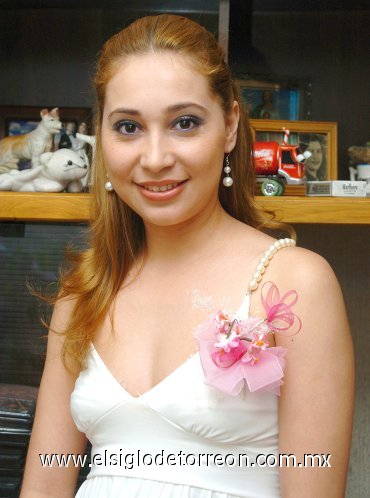 05072007
Maricruz Barrera López, en su despedida de soltera.