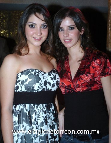 05072007
Mariana y Paty Lugo Castro.