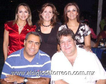 06072007
Cristina de Nahle, Luis González, Guape de Milán, Guillermo González y Yamil Milán.