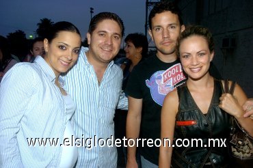 08072007
Ileana y Pedro Aguirre, Juan y Olga Ibargüengoitia.