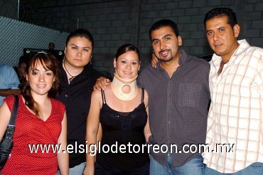 08072007
Sofía Gómez, Mariana Medina, Caro de Anaya, Carlos Anaya y Eduardo Soto.