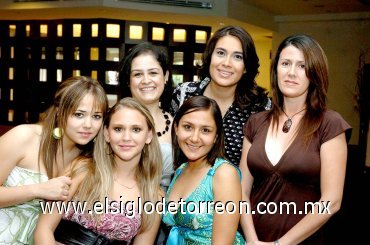 09072007
María López, Jenifer Chiffer, Valeria de León, Jaqui de Caballero y Mónica de Contreras.