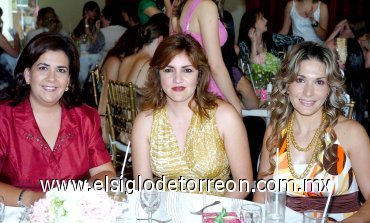 09072007
Mónica S. de Villarreal, Tere de Kawas y Silvia G. de Gidi.