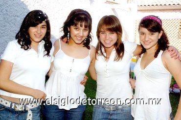 12072007
Paloma Rocha, Ana Sofía Núñez, Paty Torres y Daniela Hernández.