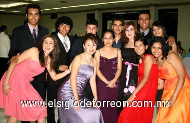 13072007
César, Diana, Jorge, Edna, Érika, Ismael, Yamili, Prisma, Militza, Miguel Ángel, Cinthia y Juan José, del Club Leo's Gómez Palacio A.C.