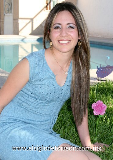 18072007
Vanessa Carrasco Martínez, en su fiesta pre nupcial.