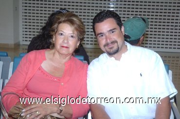 18072007_w_Cristina Olvera y Ricardo Padilla viajaron con destino a Tijuana.