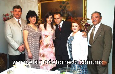 31072007
Los novios y sus padres Víctor Ordóñez Morales y Pilar Villarreal de Ordóñez, Francisco José Madero Fernández del Castillo y Laura Rojas de Madero.