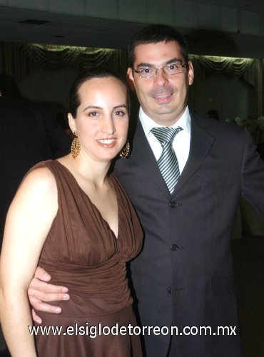 21072007
Angélica Ortiz y Jorge Jiménez.